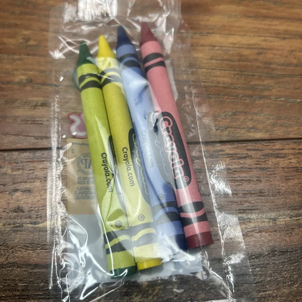 Crayola Classic Color Crayons in Cello Pack, 4 Colors RYGB, 20Packs Restaurants‎